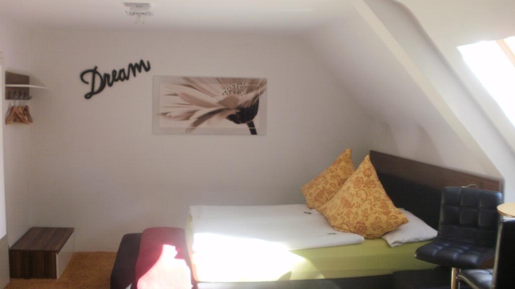 Gaestezimmer Im Haus Am Wald Freudenstadt Kamer foto